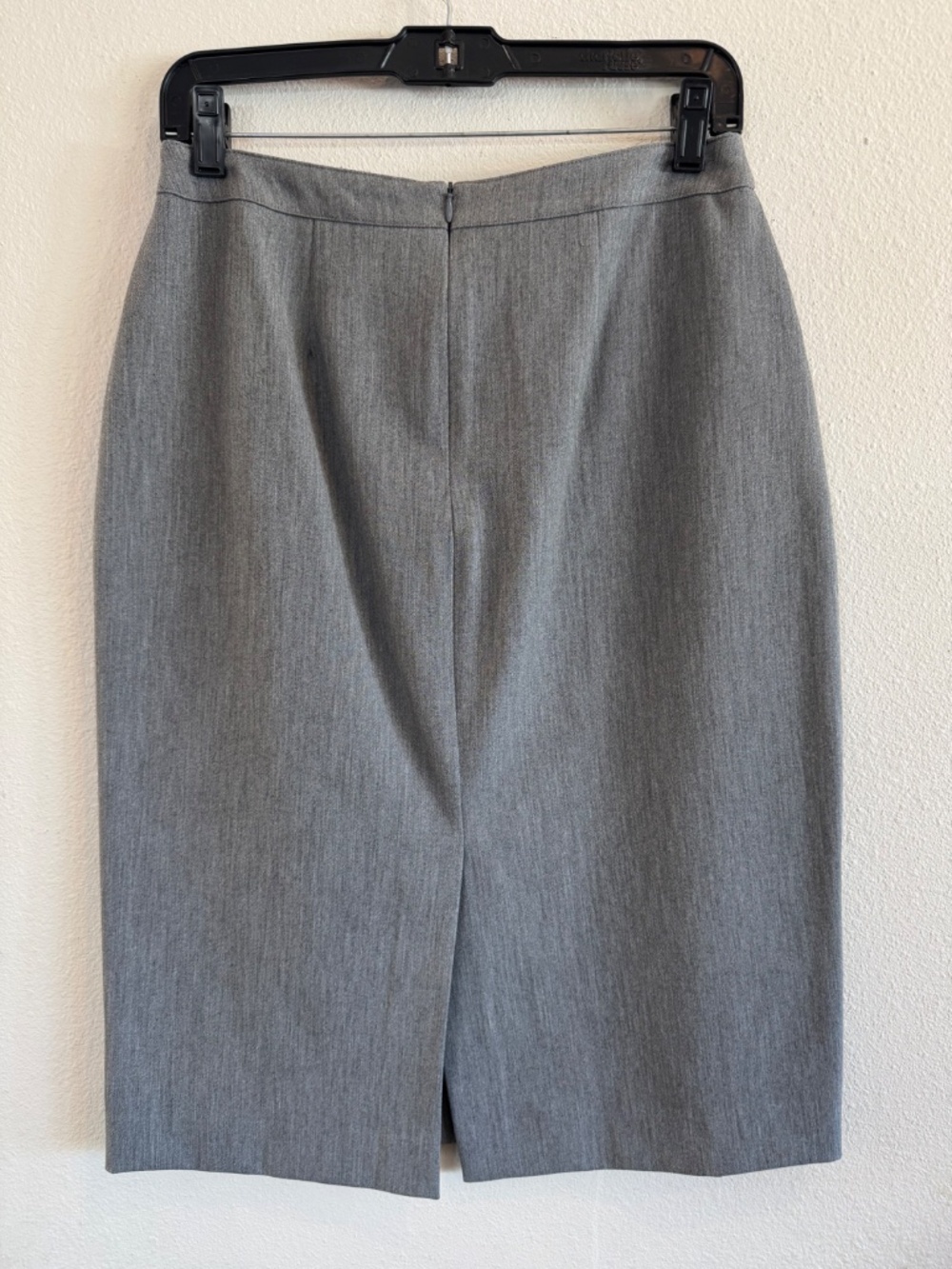 Jones & Co Gray Pencil Skirt Size 8 - Picture 2 of 4